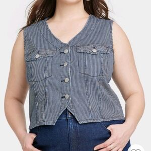 Universal Thread Black and White Striped Vest